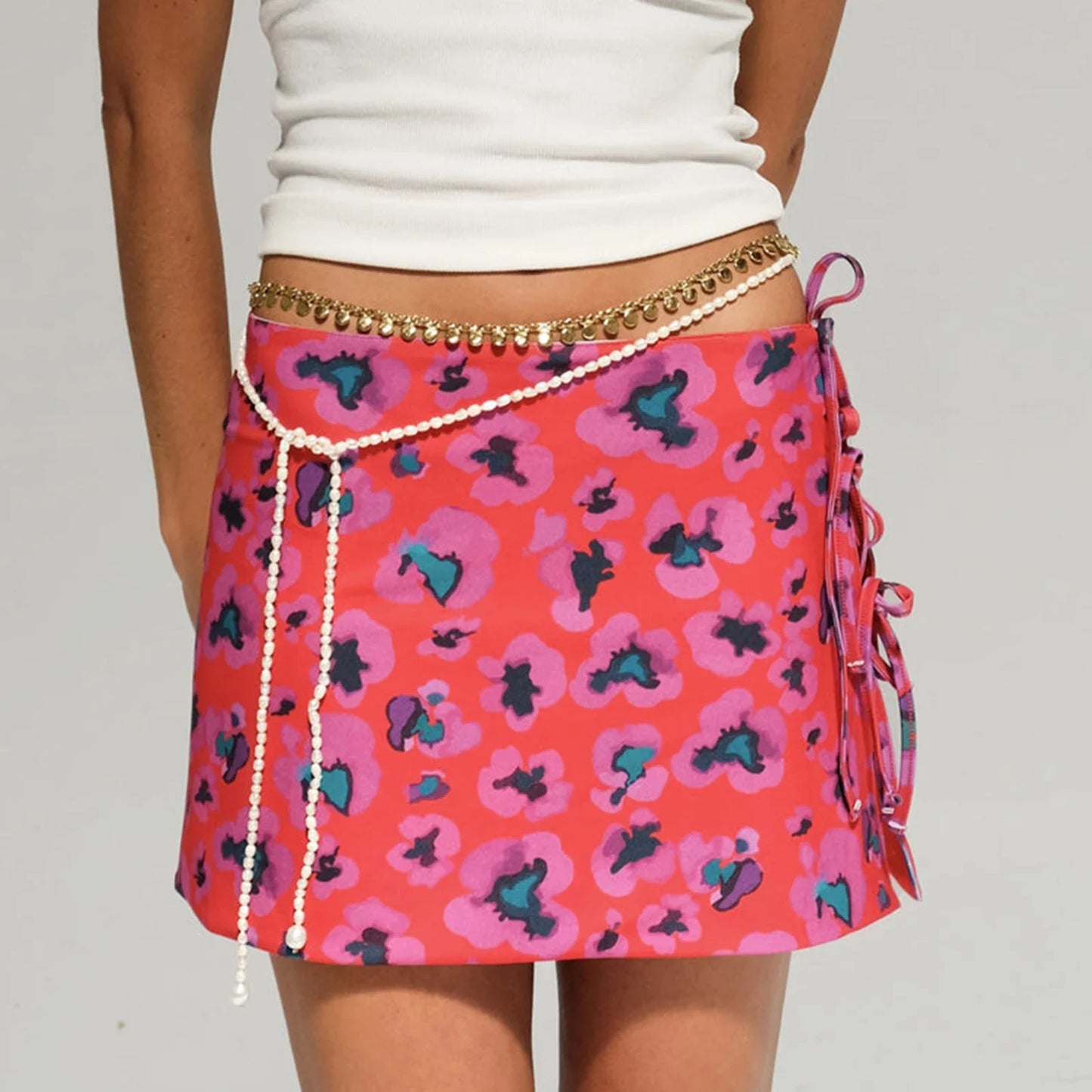Peekaboo Slit Mini