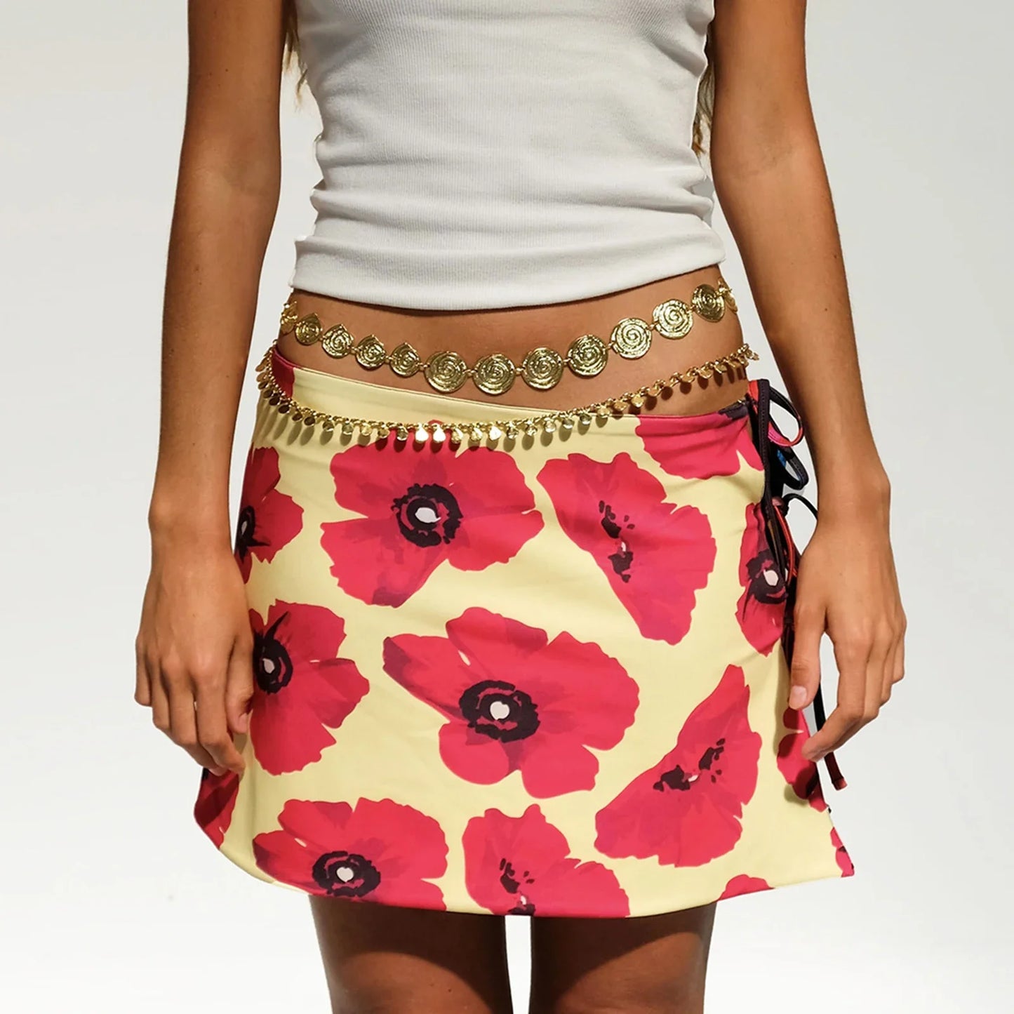 Peekaboo Slit Mini