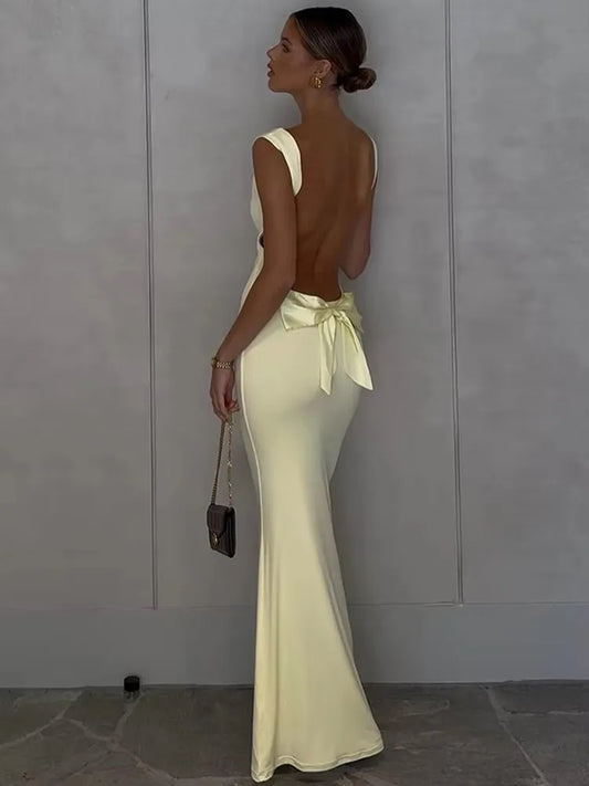 Serenity Bow Gown